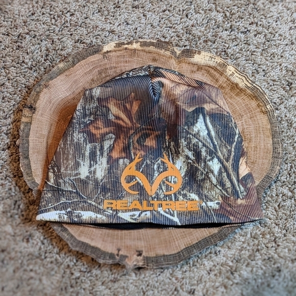 REAL TREE CAMO Reversible Hunting Camouflage Hat Ribbed Fleece - Picture 2 of 9
